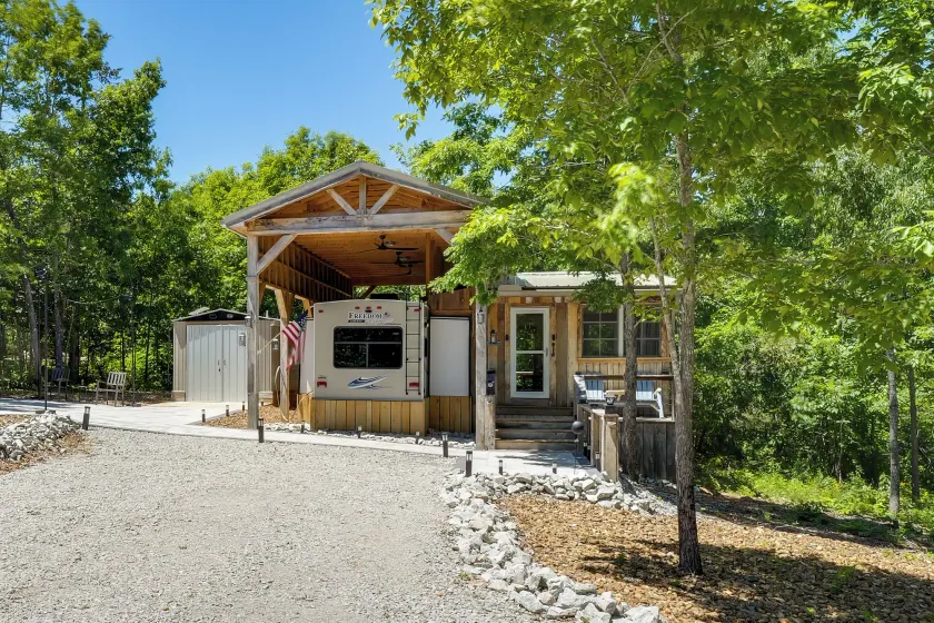 Off-grid Glamping! Unique, Wooded Tennessee Cabin - Image 1