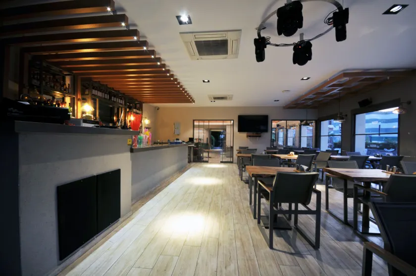 Greenpark Apartments - Image 1