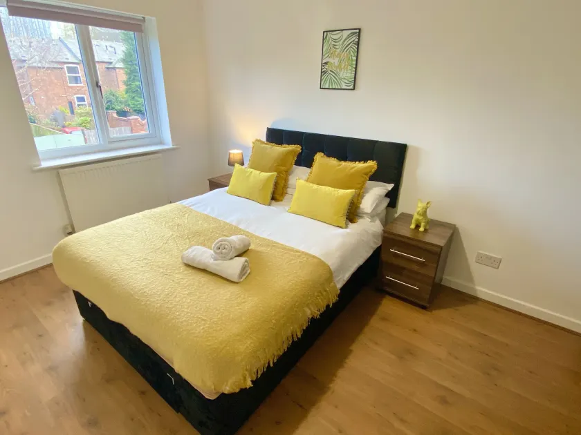 3-bed Townhouse Parking Deep Cleaned - Image 1