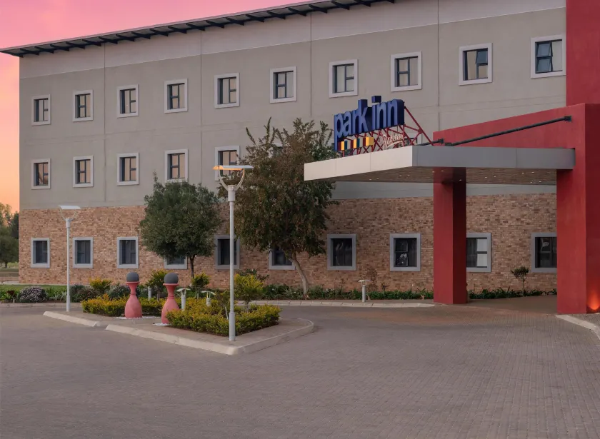 Park Inn by Radisson Polokwane - Image 1
