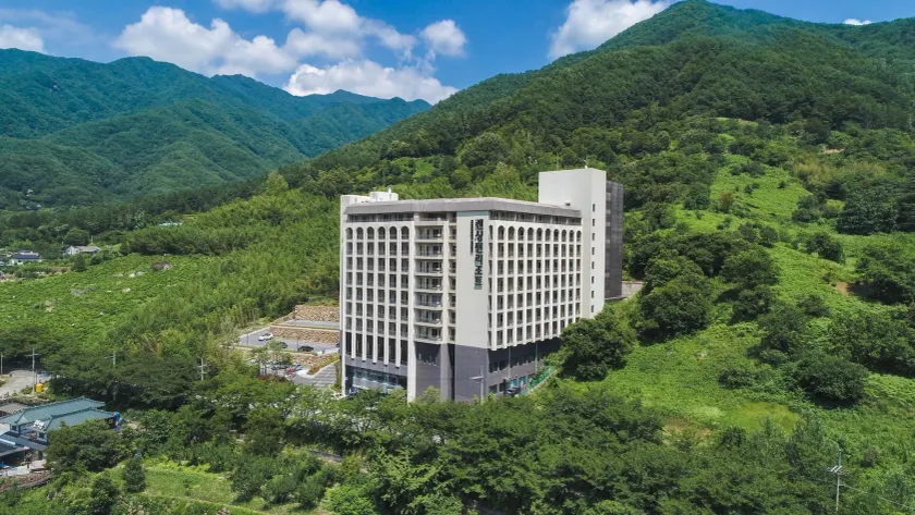 KensingtonResort JirisanHadong - Image 1