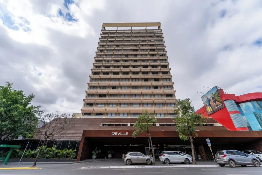 Hotel Deville Prime Cuiabá - Image 1