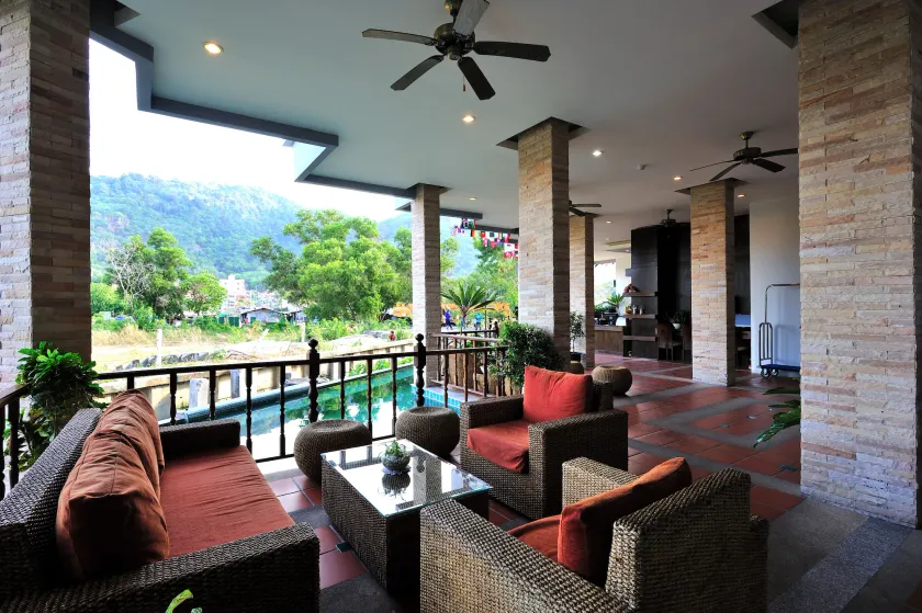 APK Resort Patong - Image 1