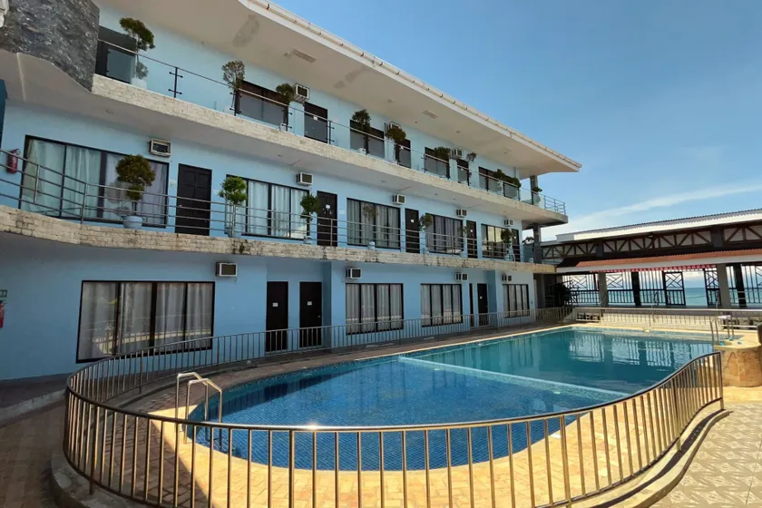 Hidden Valley Beach Resort - Image 1