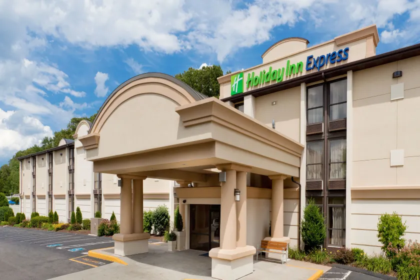 Holiday Inn Express Southington by IHG - Image 1