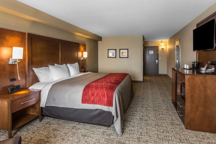 Comfort Inn & Suites Knoxville West - Image 1