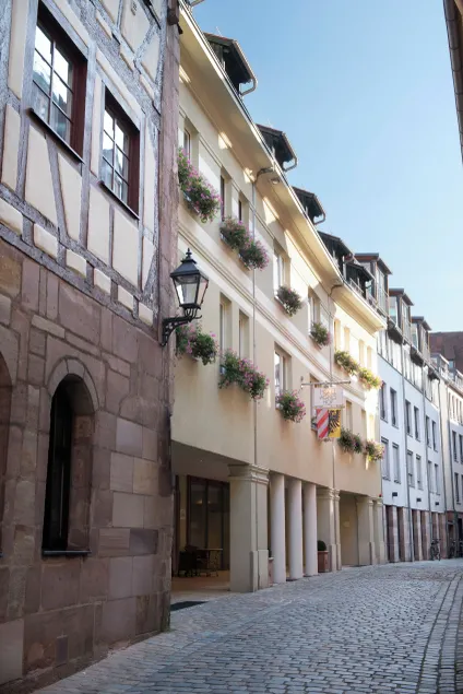 Hotel Agneshof Nürnberg - Image 1