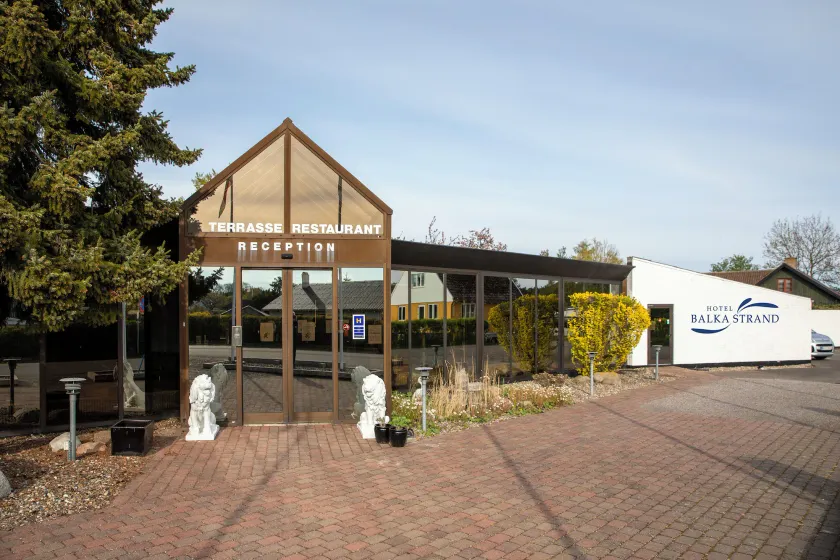 Hotel Balka Strand - Image 1