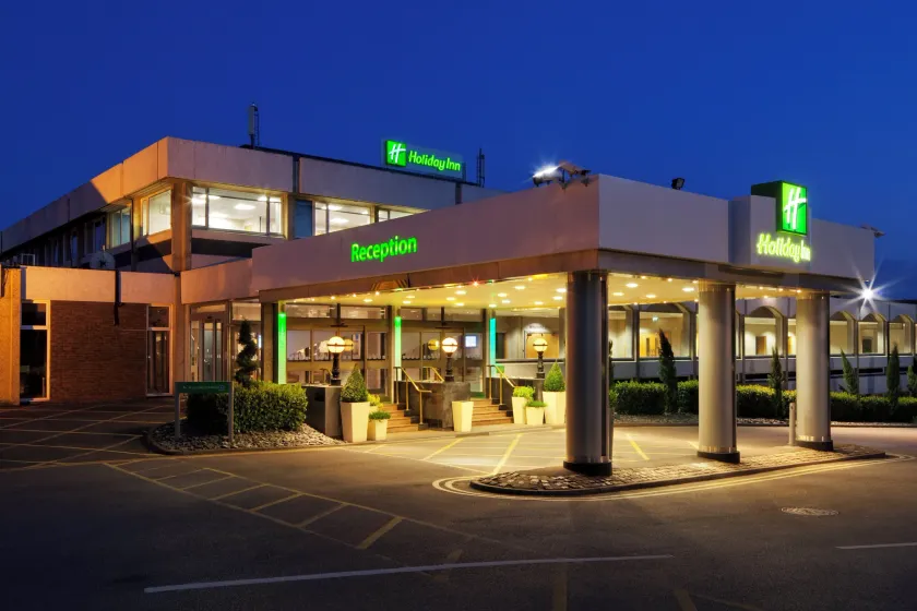 Holiday Inn Maidenhead Windsor by IHG - Image 1
