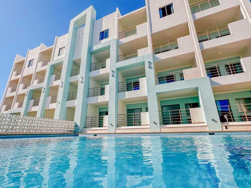 Costa Elegante Hotel & Suites - Image 1