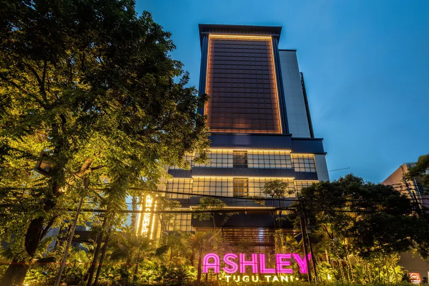 Ashley Tugu Tani Menteng - Image 1