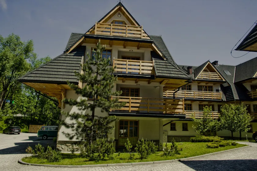 Aparthotel Bellamonte - Image 1