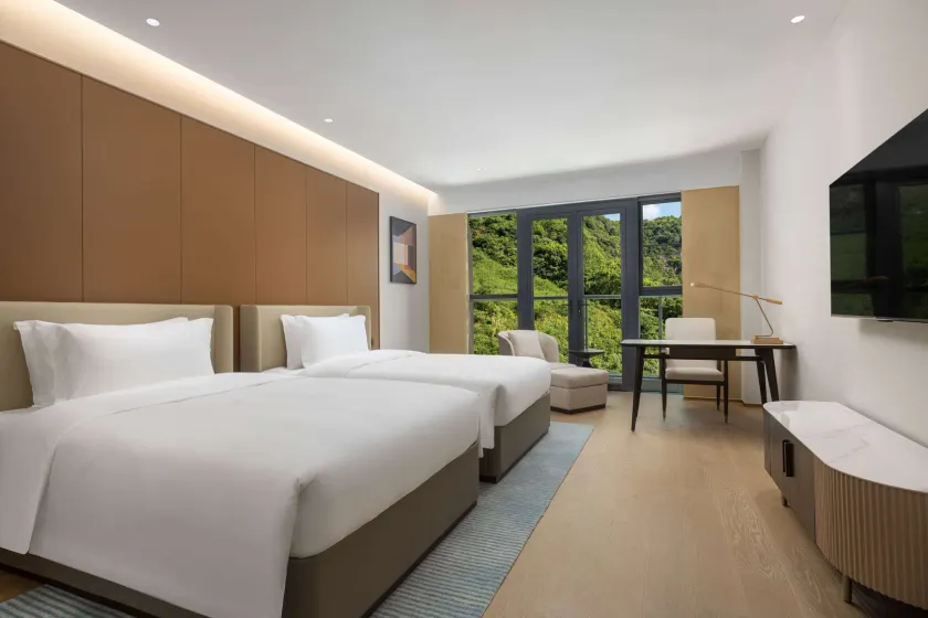 Ramada by Wyndham Taizhou West - Image 1