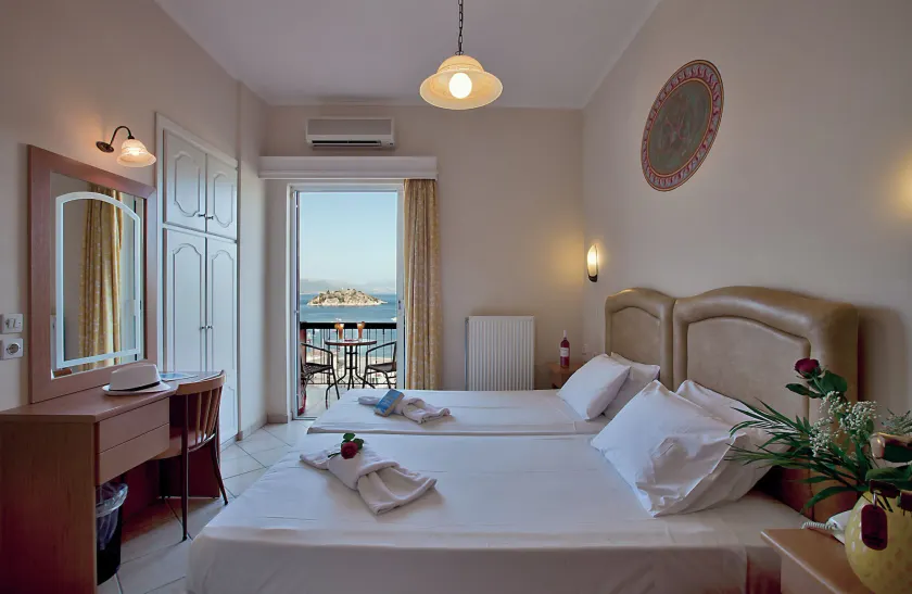 Epidavria Hotel - Image 1