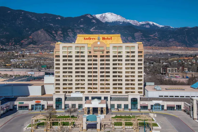 The Antlers, a Wyndham Hotel - Image 1
