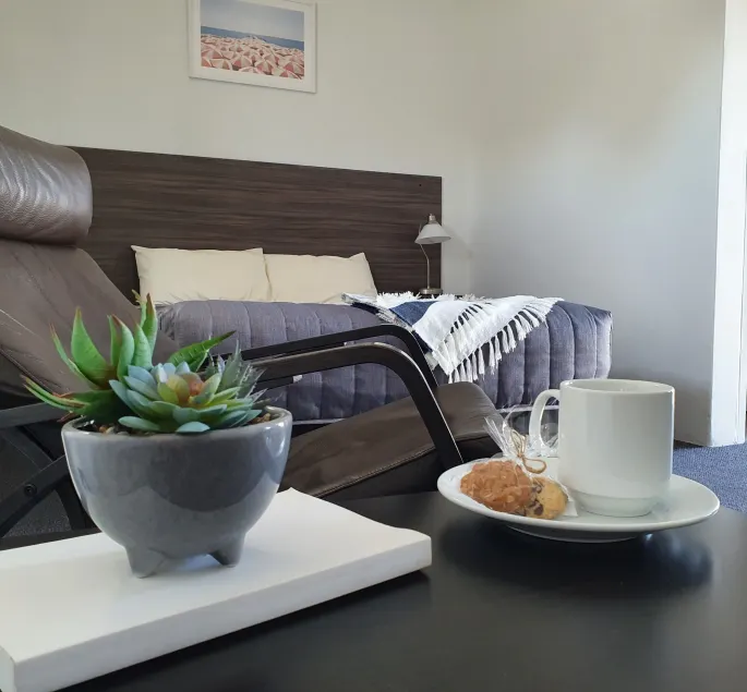 Motel Riverbend - Image 1