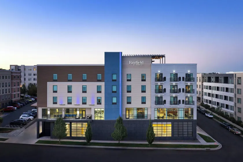 Fairfield Inn & Suites by Marriott Denver Downtown - Image 1