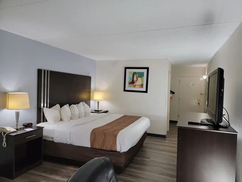 Quality Inn Terre Haute University Area - Image 1