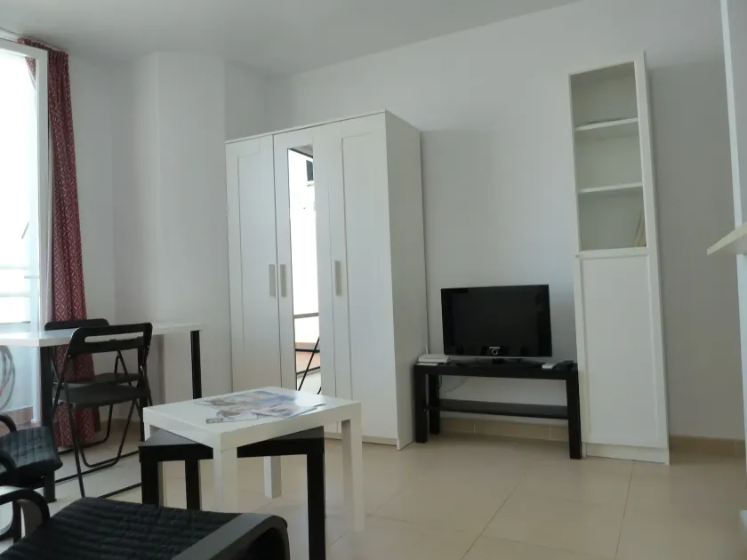 Sunny Apartments Studio - Image 1