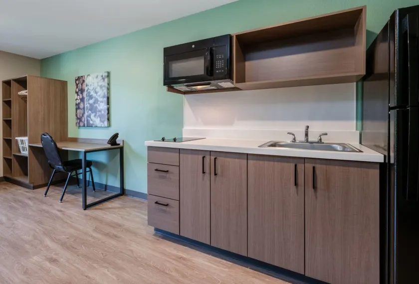 ECHO Suites Extended Stay by Wyndham Smyrna - Image 1