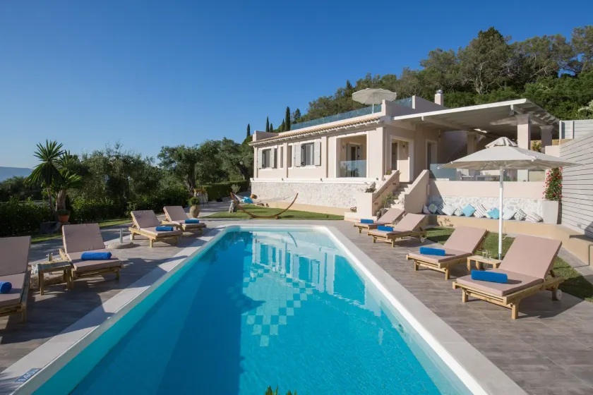 Villa Pelekas - Image 1