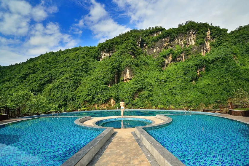 Harmona Resort & Spa Zhangjiajie - Image 1