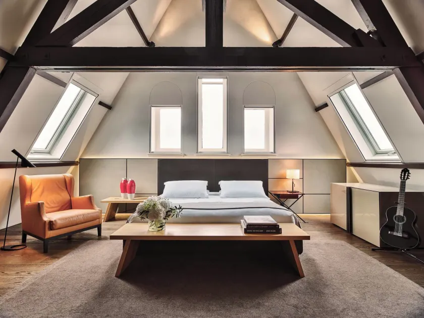 Conservatorium Hotel - Image 1