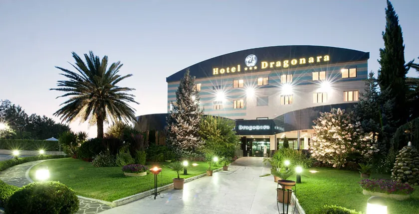 Hotel Ristorante Dragonara - Image 1