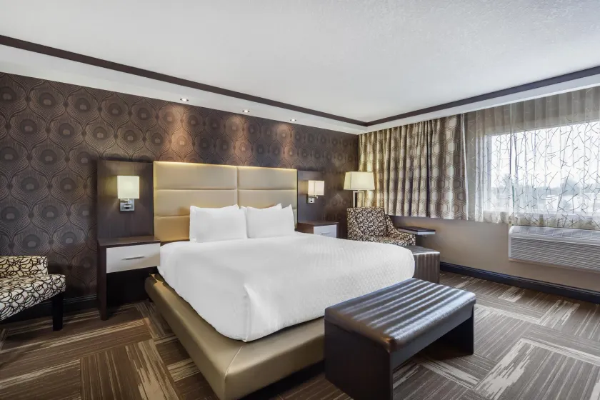 Best Western Plus Edmonton Airport Hotel - Image 1