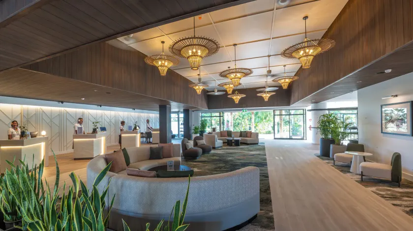 Tanoa International Hotel - Image 1