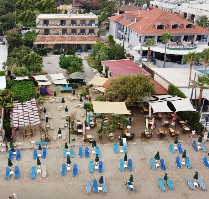 Anetis Beach Hotel - Image 1