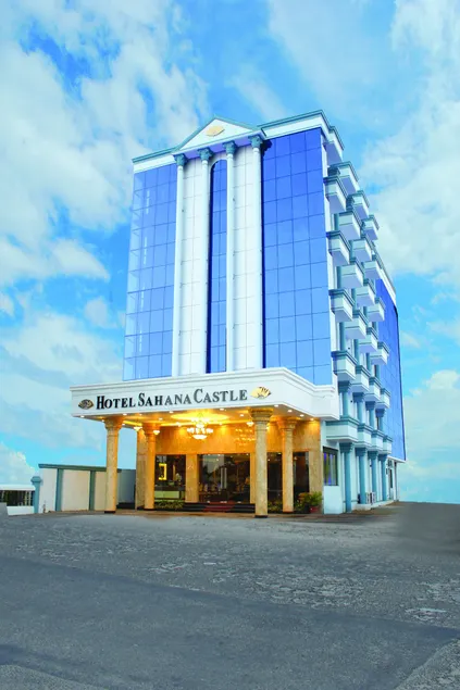 HOTEL SAHANA CASTLE - Image 1