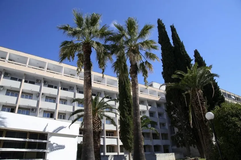Hotel Zagreb - Image 1