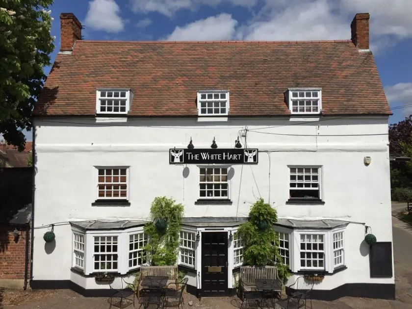 The White Hart - Image 1