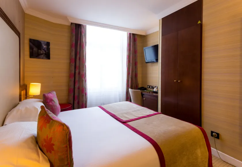 Hôtel 85 Saint Honore - Image 1