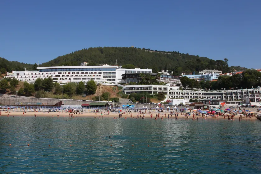 Hotel do Mar - Image 1