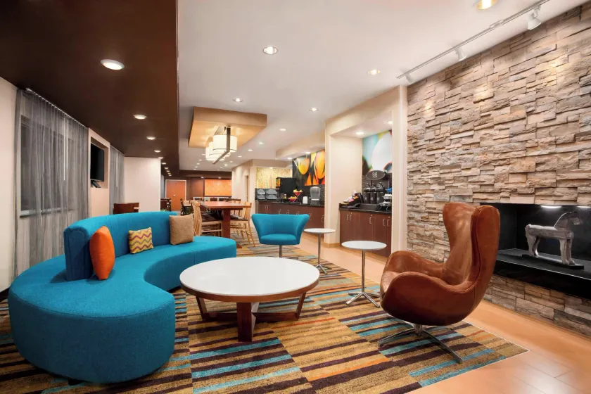 Fairfield Inn & Suites Minneapolis-St. Paul Airport - Image 1