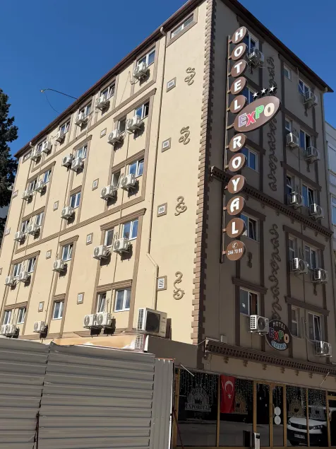 Exporoyal Hotel - Image 1