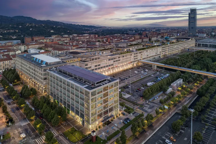 DoubleTree by Hilton Turin Lingotto - Image 1