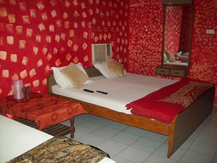 Hotel Majors Den - Image 1
