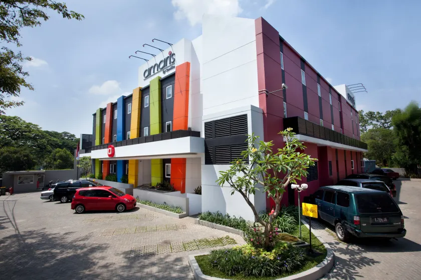 Amaris Hotel Cimanuk Bandung - Image 1