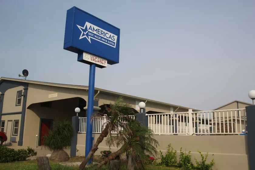 Americas Best Value Inn Port Aransas - Image 1