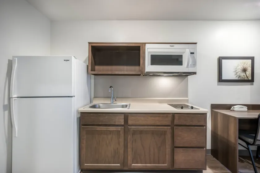 WoodSpring Suites Gurnee - Chicago - Image 1