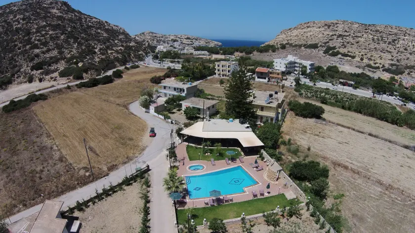 Dimitris Villa Hotel - Image 1