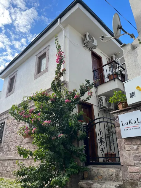 Lokal Ayvalık - Image 1