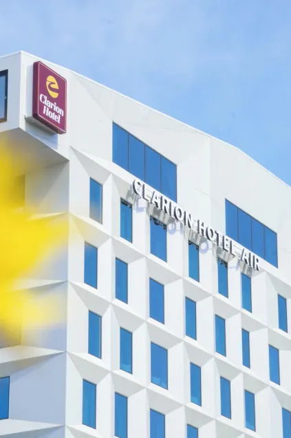 Clarion Hotel Air - Image 1
