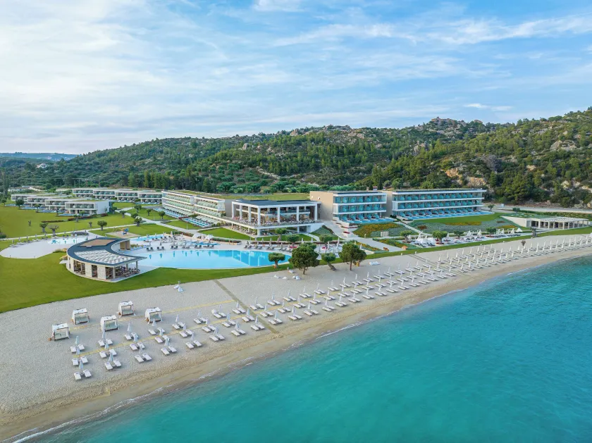 Ammoa Luxury Hotel & Spa Resort - Image 1