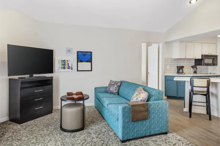 Sonesta ES Suites Chatsworth - Image 1