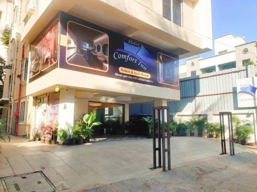 Hotel Comfort Inn - Image 1