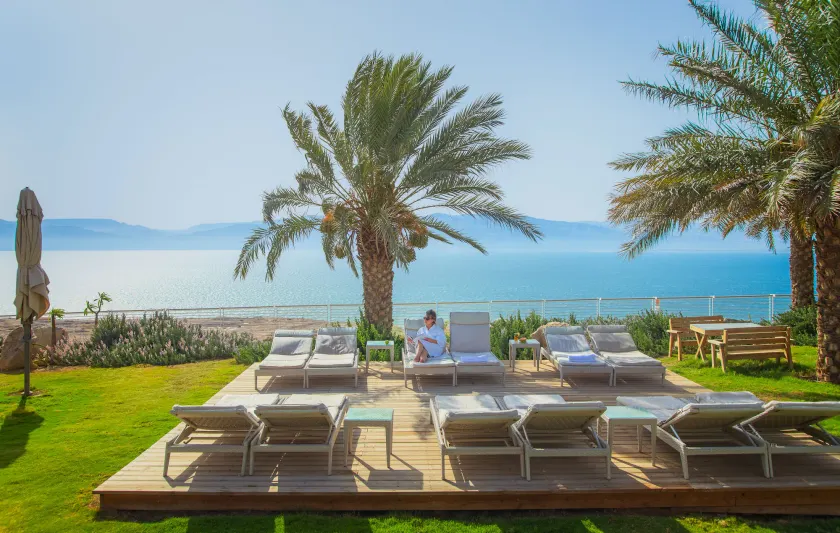 Ein Gedi Hotel - Image 1